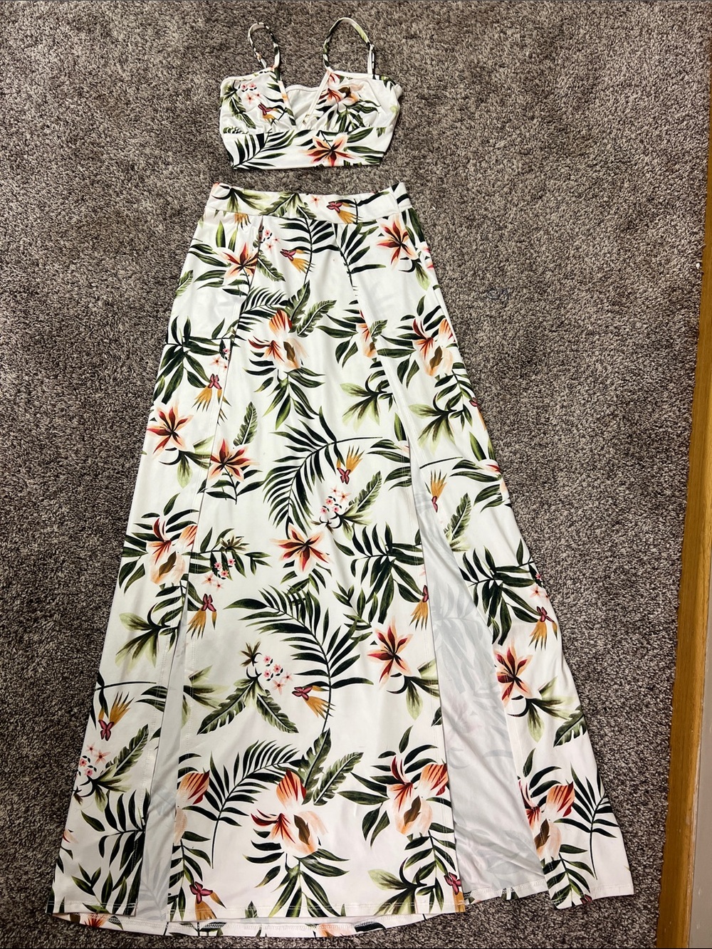 Floral Tropical Two-Piece Maxi Dress - White/Green